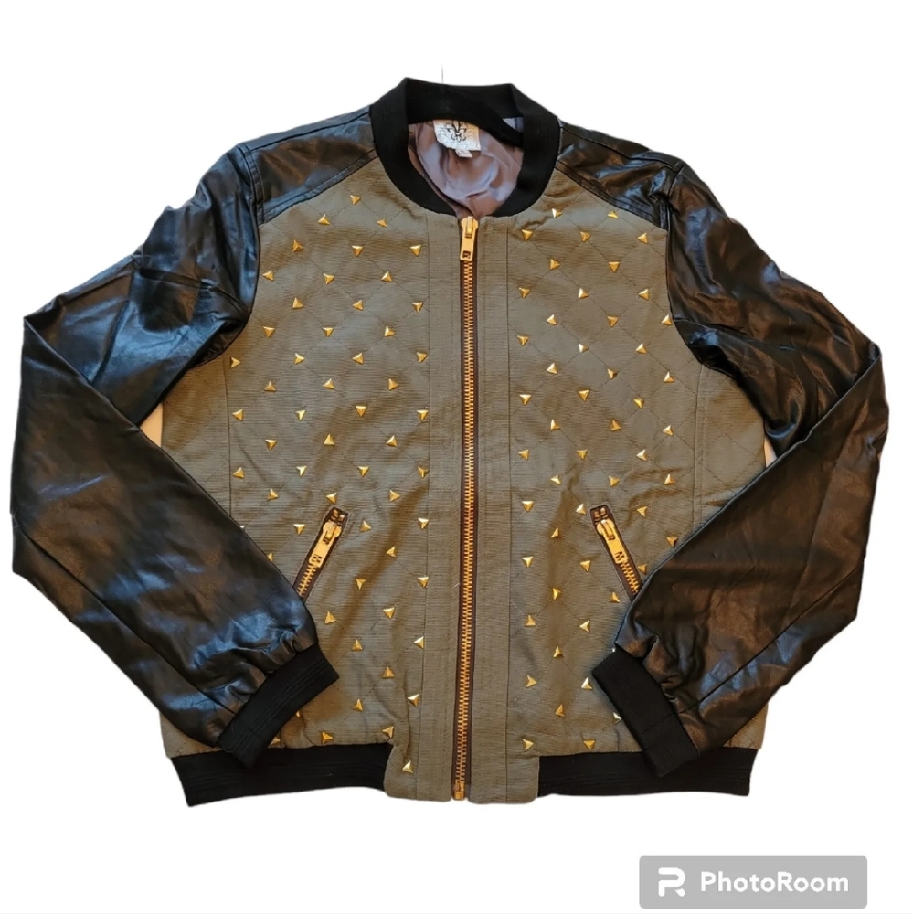 Vocal Womens Jacket Green W/Black Sleeves Gold Traingle Studs & Zippers Size M